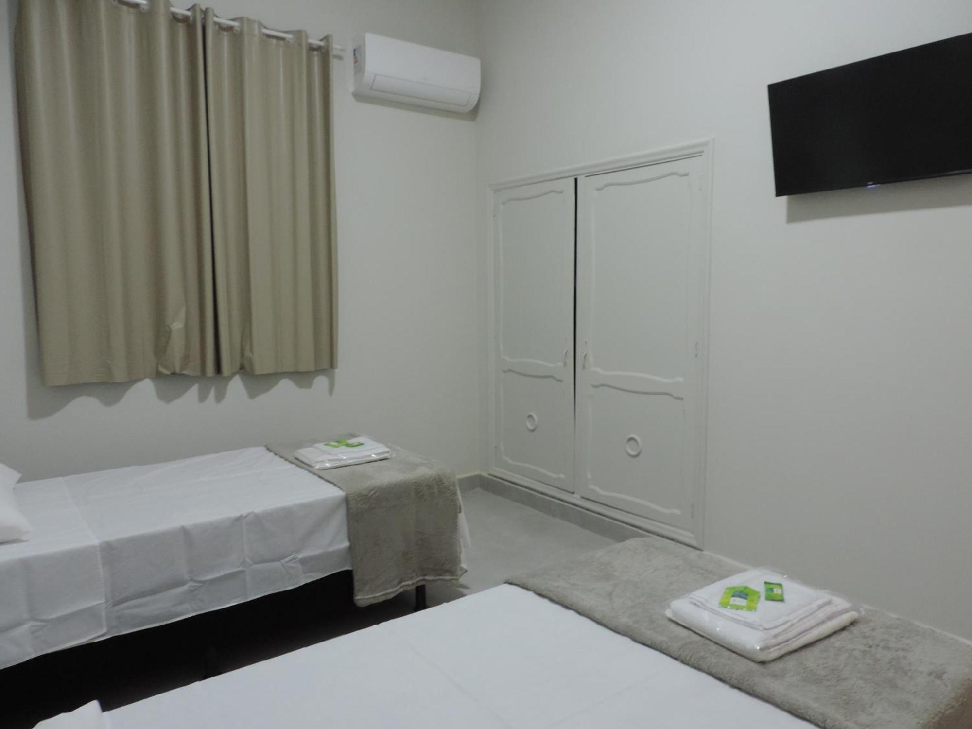 Sb Hospedaria Pousada Uberaba Extérieur photo