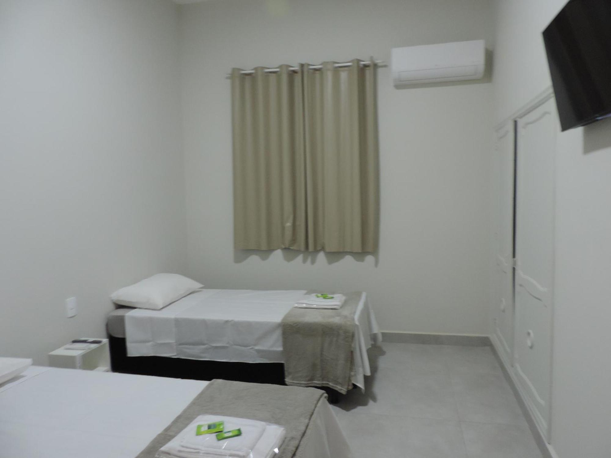 Sb Hospedaria Pousada Uberaba Extérieur photo